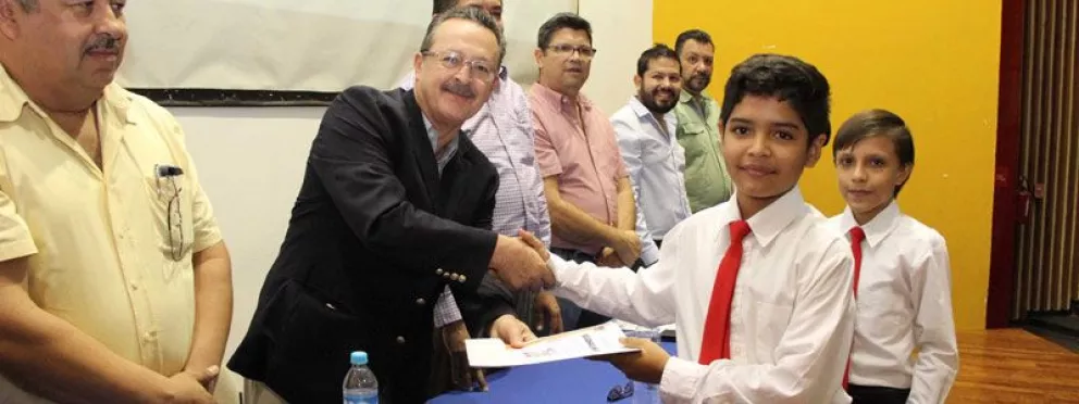 Apoya Conacyt concursos para estudiantes sobresalientes de Sinaloa