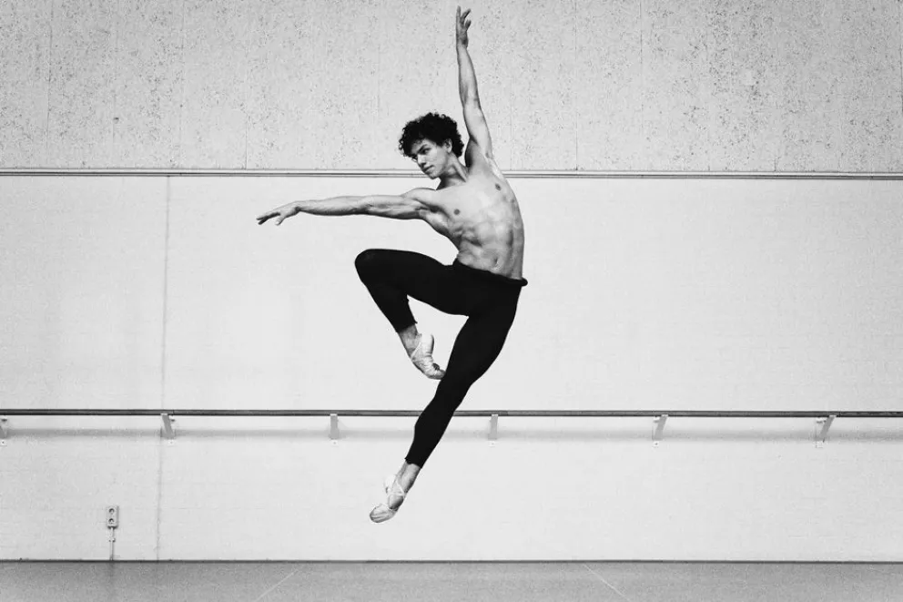 Artista mexicano es -Primer Bailarín- del English National Ballet