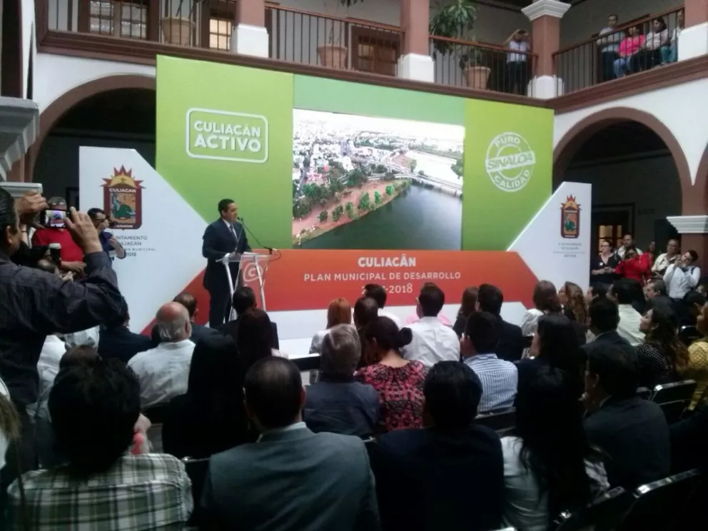 Presenta alcalde de Culiacán Plan Municipal