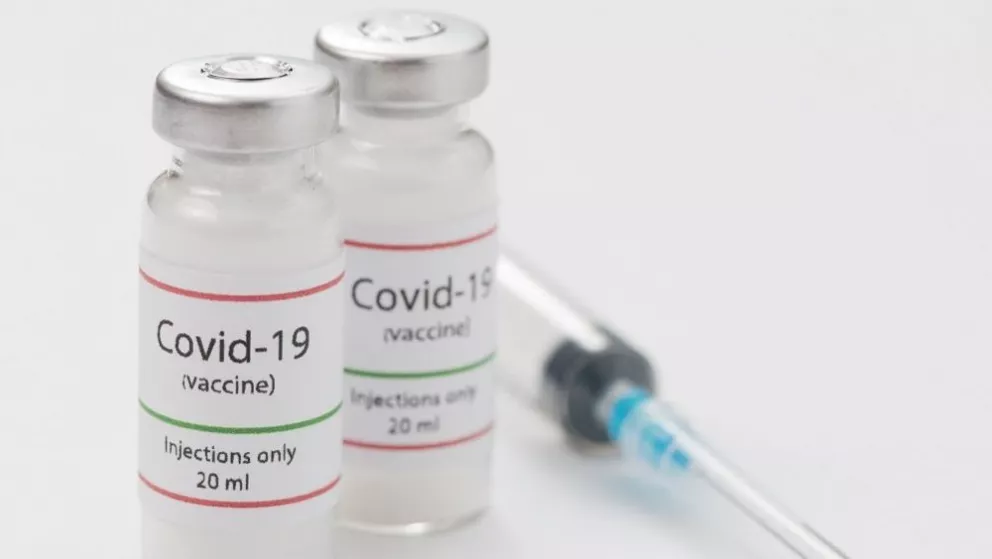 Moderna vs Pfizer: Diferencias y opiniones de expertos sobre Vacunas Covid-19