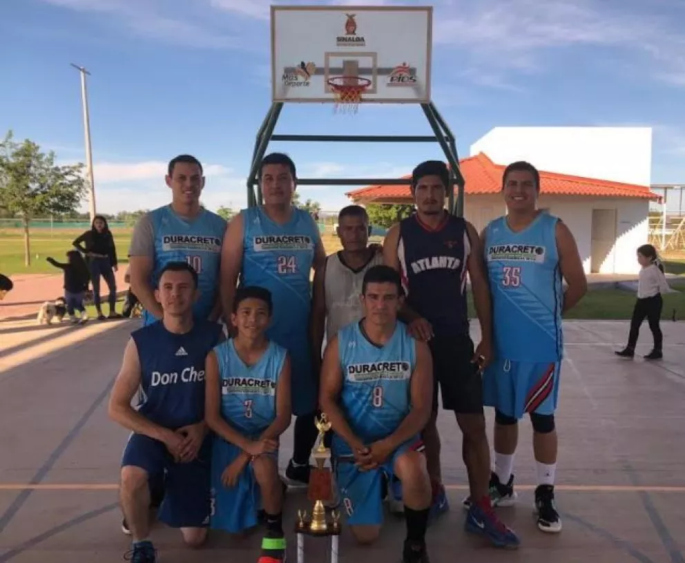 Basquetbolistas de Villa Juárez ganan torneo en San Pedro