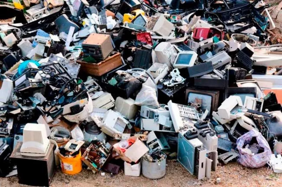 ¿Cómo reutilizar la basura tecnológica en México?