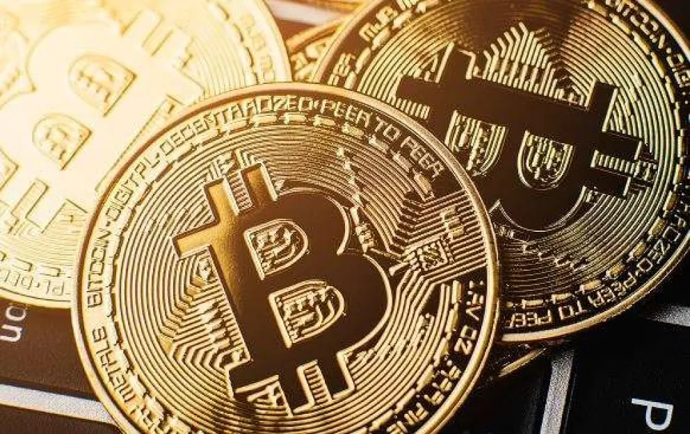 ¿Cómo invertir en bitcoin sin comprar uno?