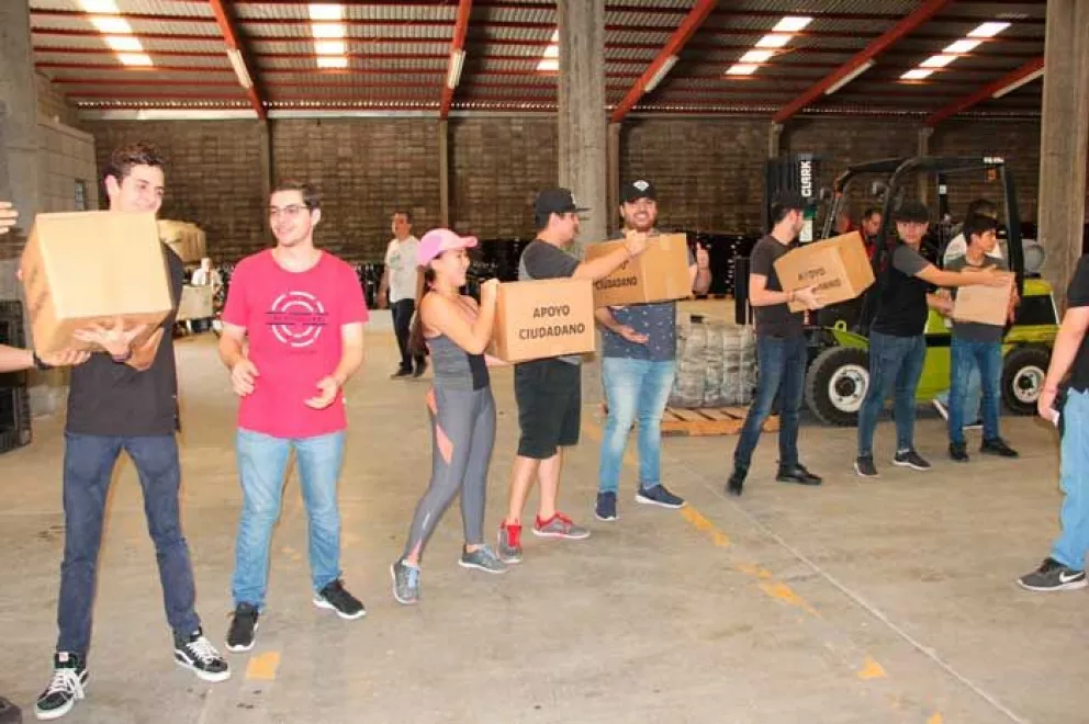 212 toneladas de ayuda humanitaria para Sinaloa