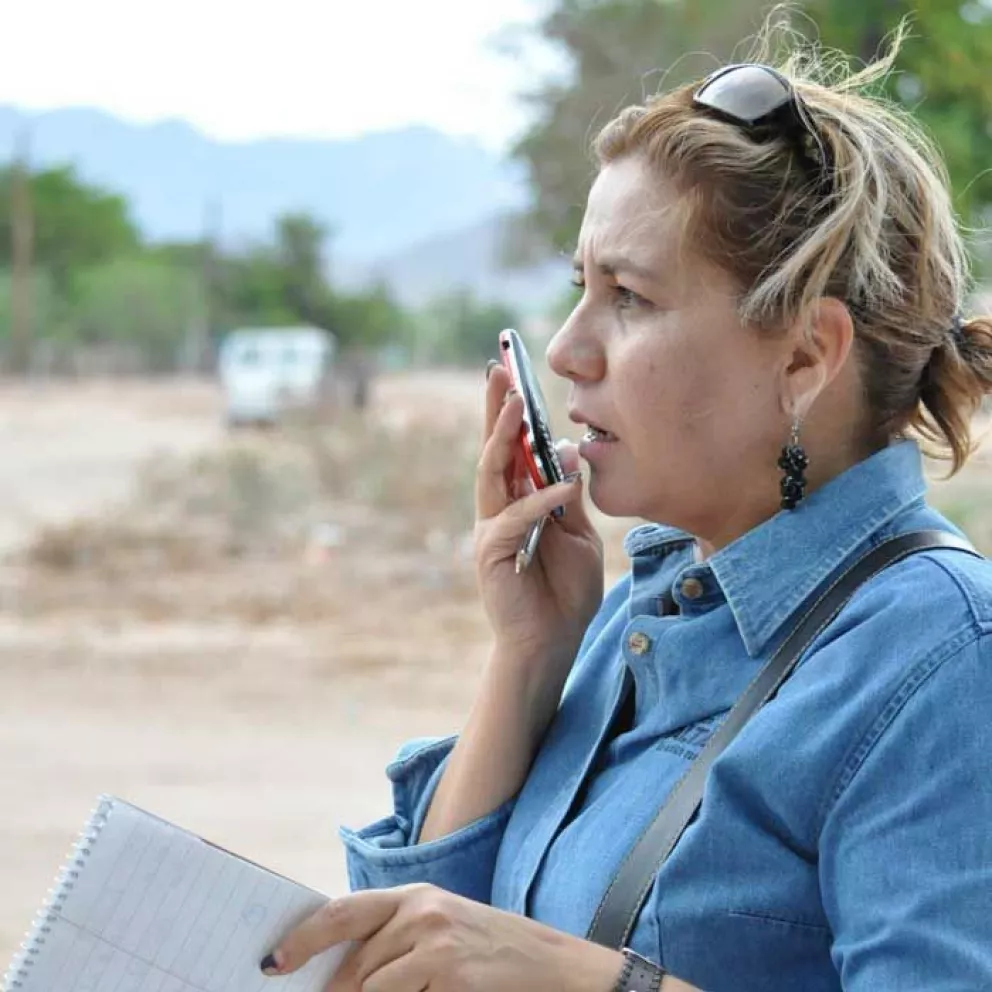 Periodista sinaloense Dulcina Parra reconocida por revista TIME