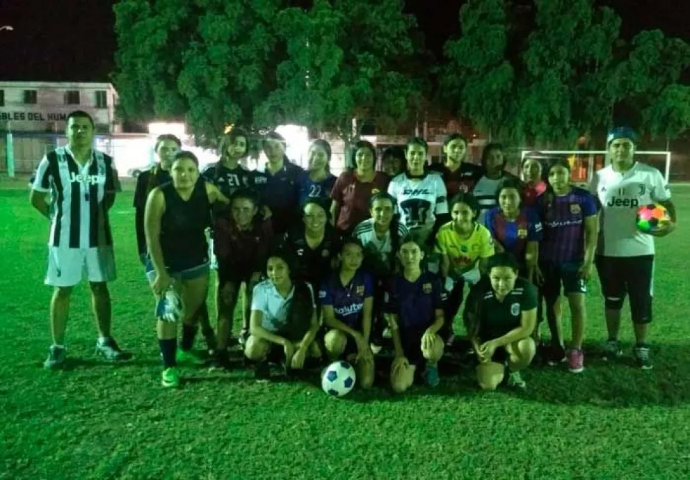 Súmate a entrenamiento de fútbol femenil ¨Galaxy FC¨ en Villa Juárez