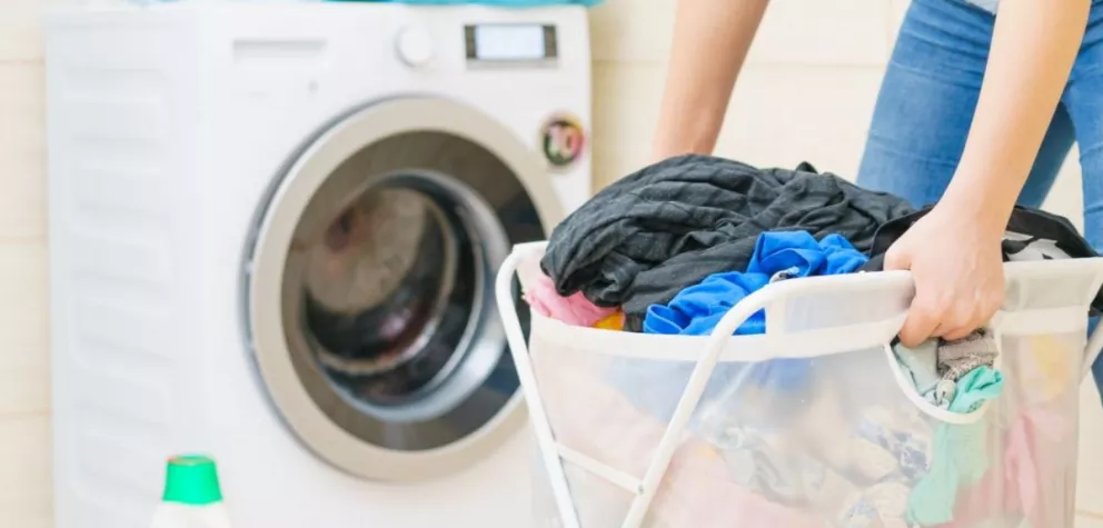 Evita la contaminación de mares con hábitos en lavado de ropa