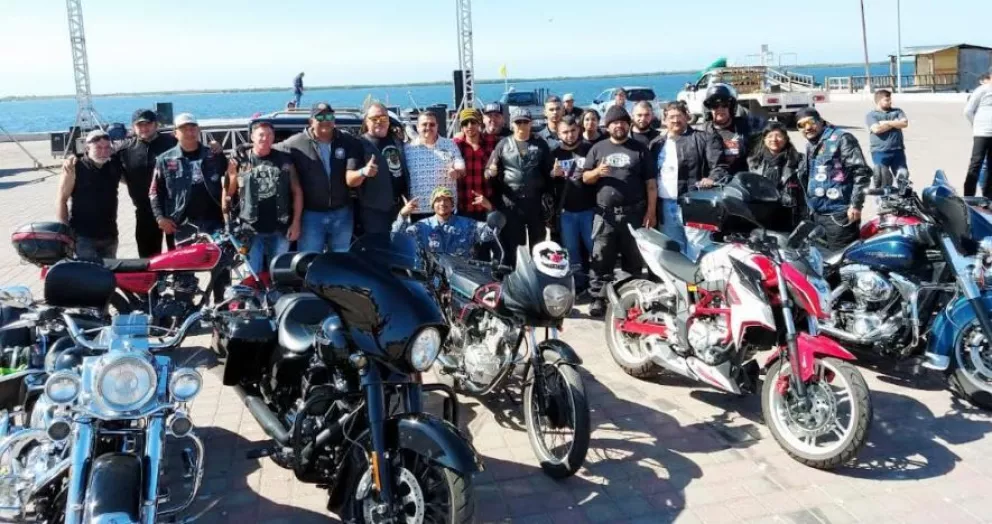 Rugen las motos en el Altata Biker Fest