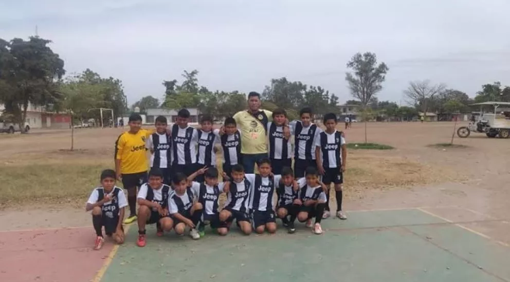 Fomentan deporte y convivencia en parque Clouthier de Villa Juárez