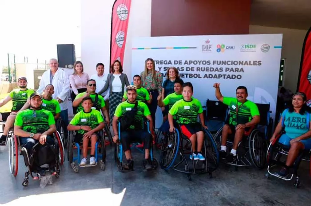 Entregan sillas de ruedas activas y adaptadas a Guerreros de Mazatlán