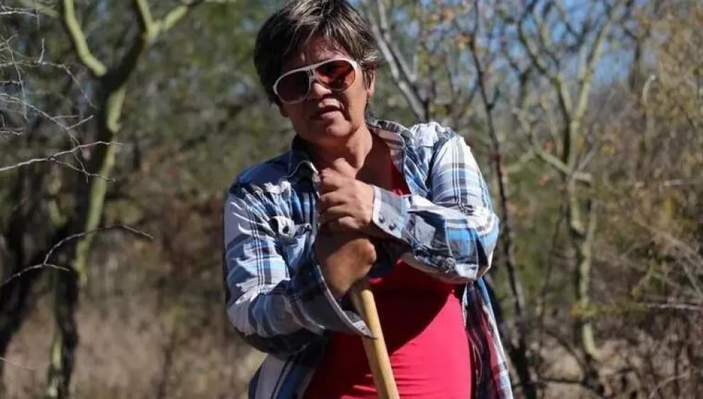 Mirna Medina, rastreadora de El Fuerte, Sinaloa recibirá el Premio de Derechos Humanos 2022. Foto:  Noroeste.