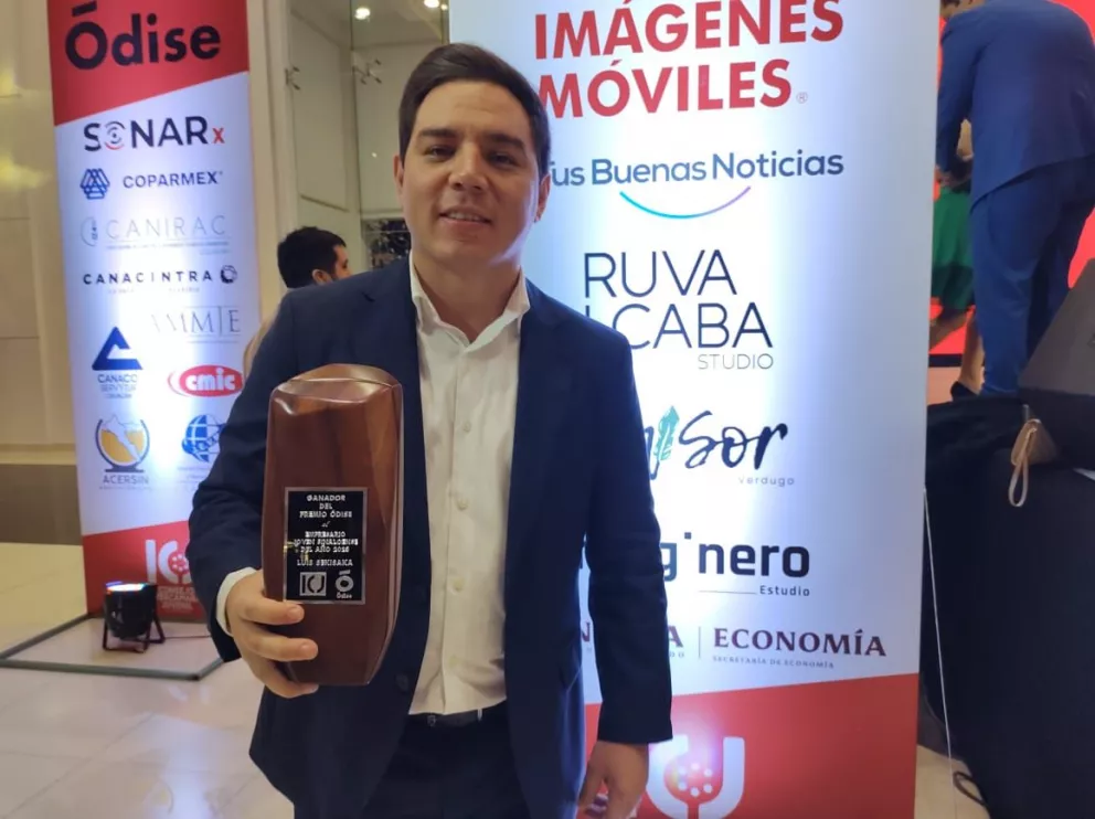 El joven empresario sinaloense, Luis Sekisaka, gana el premio Ódise, gracias a su valor, esfuerzo y talento. ¡Felicidades! Fotos: Juan Madrigal