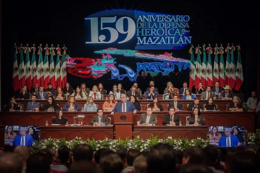 Distinguen a Mazatlán como Puerto Heroico en sesión solemne del Congreso.
