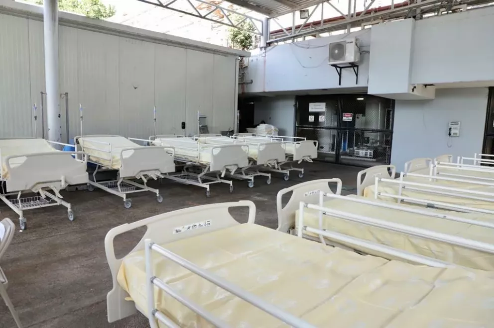 Secretaría de Salud de Sinaloa donó camas al Hospital Regional del ISSSTE en Culiacán.