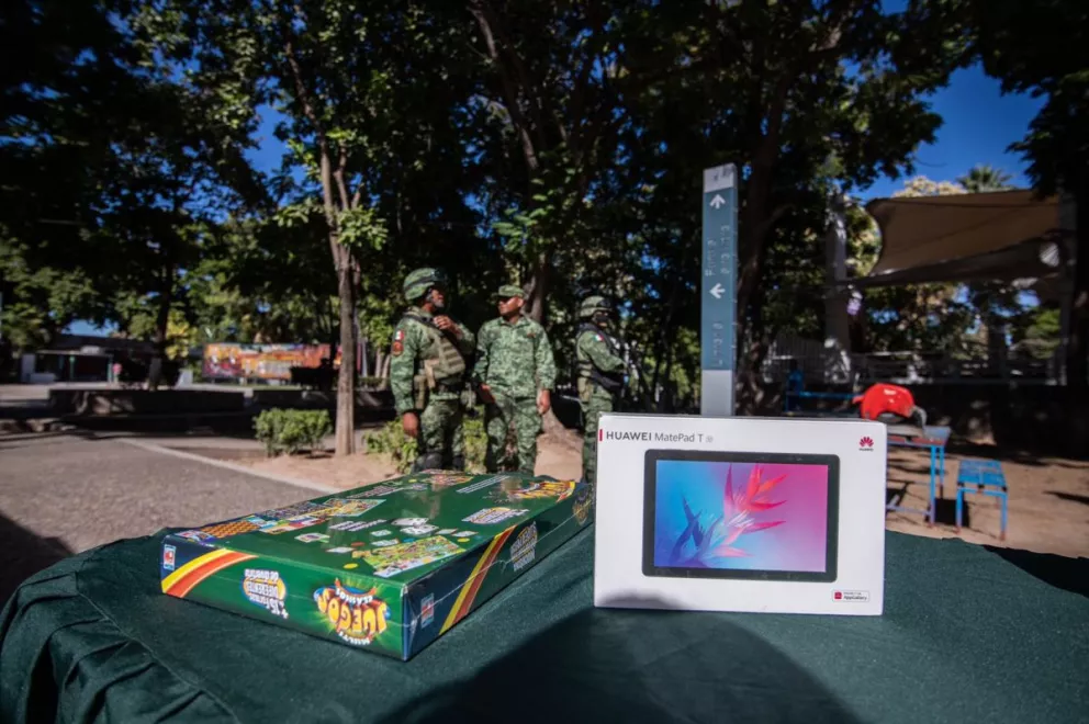 SEDENA y Gobierno de Sinaloa inauguran en Culiacán campaña de Canje de Armas de Fuego.