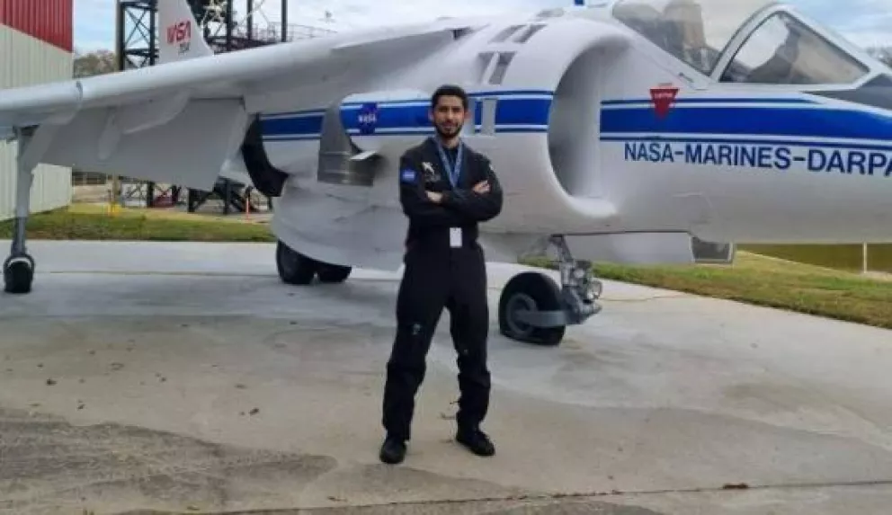 Sinaloense Marcos Cuevas cumple su sueño de trabajar en la NASA