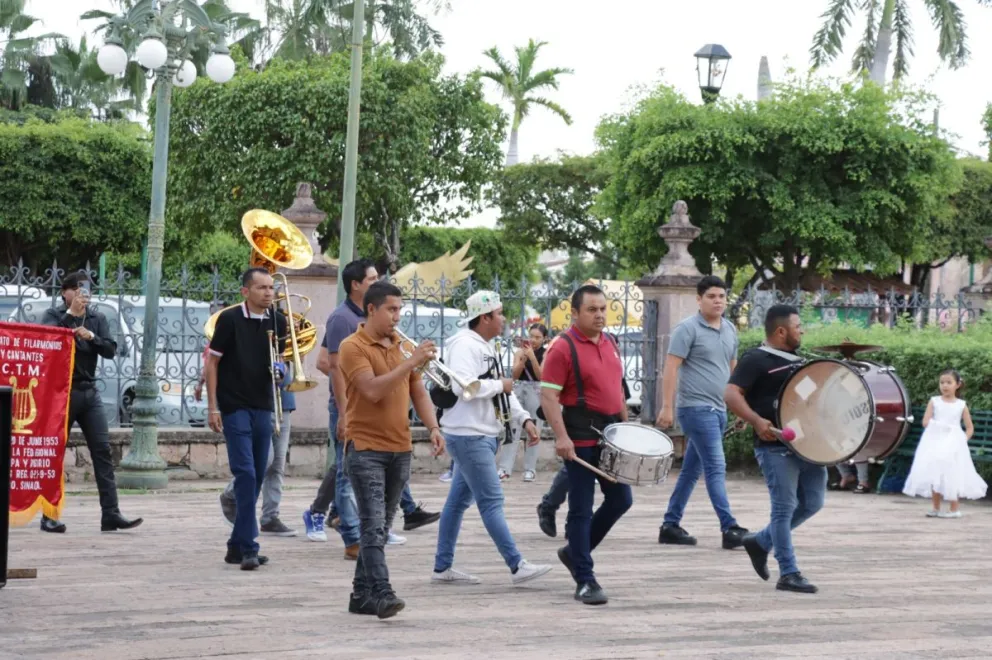 Celebran en Rosario el Día del Músico con misa y peregrinación