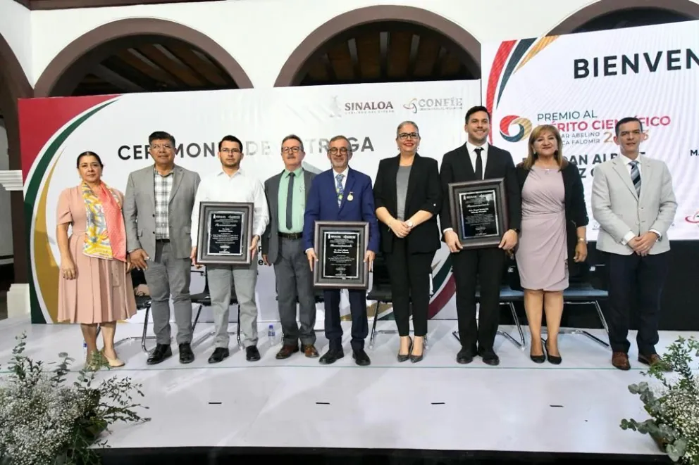 El gobierno de Sinaloa entrega al doctor Joan Albert Sánchez el Premio al Mérito Científico 2023