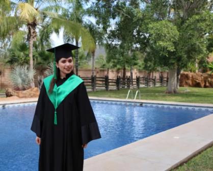 Estudiante de COBAES Villa Juárez es reconocida por su esfuerzo