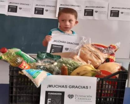 Fundación Cardenas entrega apoyos a niños con discapacidad en Villa Juárez