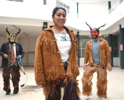 Ana María trajo las danzas autóctonas de Oaxaca a Villa Juárez