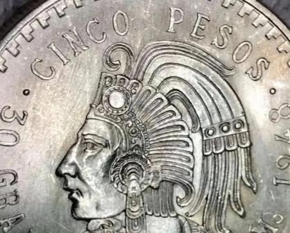 Moneda conmemorativa de 5 pesos de plata se vende en 750 mil pesos en Mercado Libre 